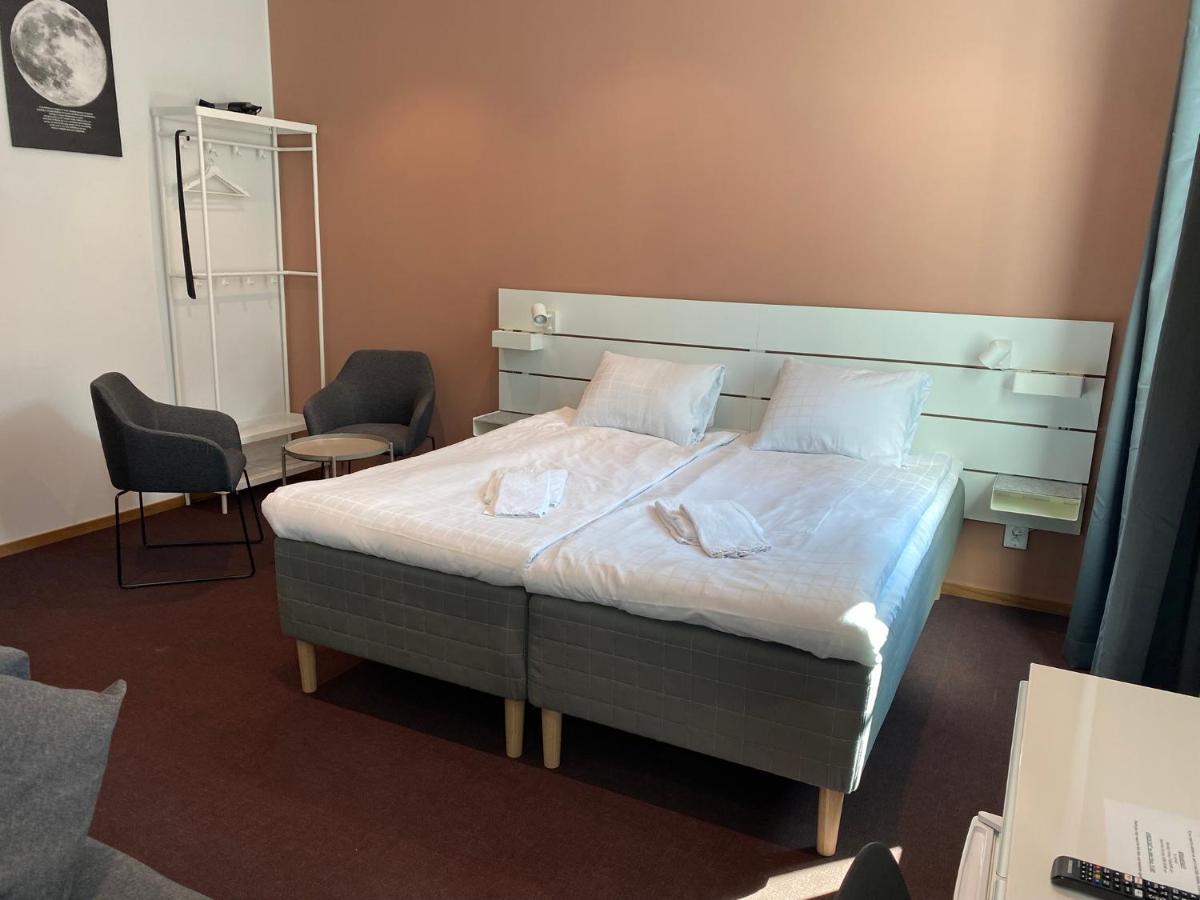 Ahlgrens Hotell Bed & Breakfast Йевле Екстериор снимка