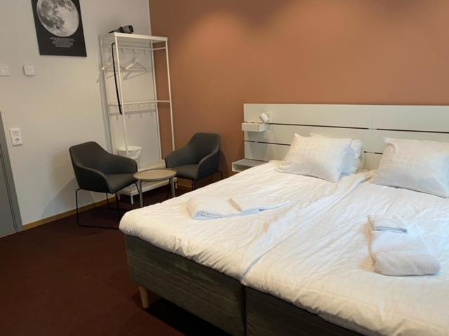 Ahlgrens Hotell Bed & Breakfast Йевле Екстериор снимка